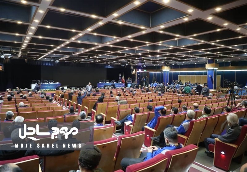 درخواست عدم تأیید مصوبات مجمع ایران خودرو از بورس