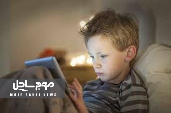 نزدیک بینی در کمین کودکان موبایل به دست