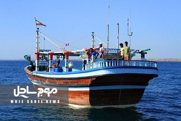 توقیف لنج حامل کالای قاچاق به ارزش ۱۸ میلیارد ریال در آب‌های هرمزگان