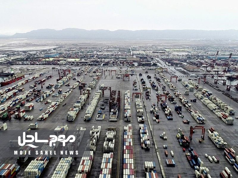 جابه‌جایی کالا در بنادر هرمزگان از مرز ۱۰۳ میلیون تُن عبور کرد/ ثبت بیش از ۴۷ میلیون تُن کالا از بنادر این استان/ افزایش ۲۲ درصدی ترانزیت کالای نفتی
