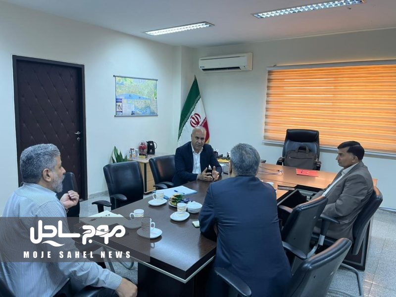 بازدید مدیرکل پدافند غیرعامل استانداری هرمزگان از معاونت غذا و داروی دانشگاه علوم پزشکی استان