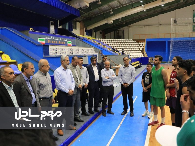 استاندار با تیم بسکتبال هرمزگان دیدار کرد