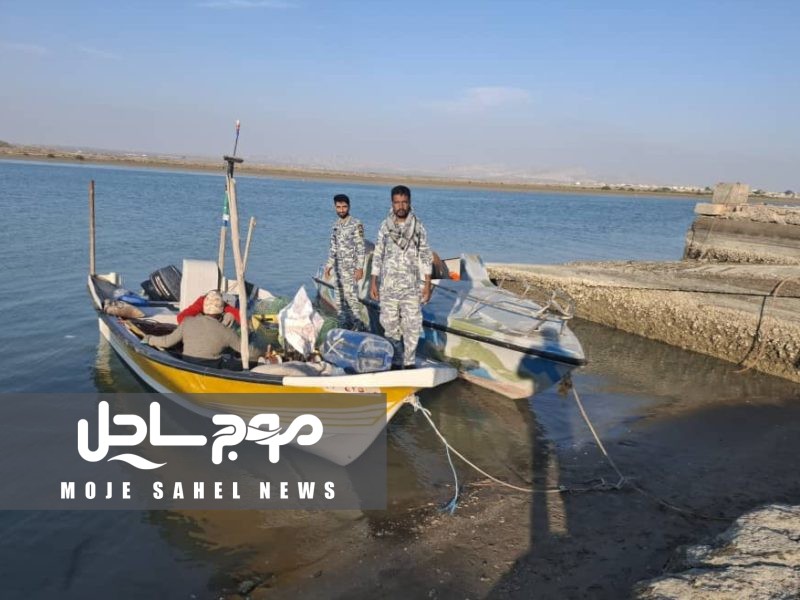 توقیف قایق ترال متخلف در آب‌های شرق جاسک
