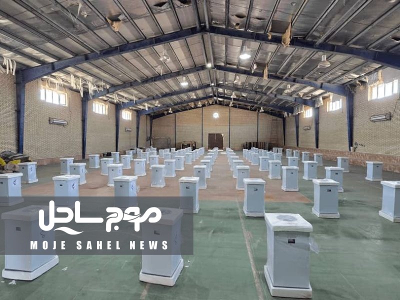 نفت ستاره خلیج فارس ۱۶۸ آبگرمکن به سیل‌زدگان سیریک اهدا کرد