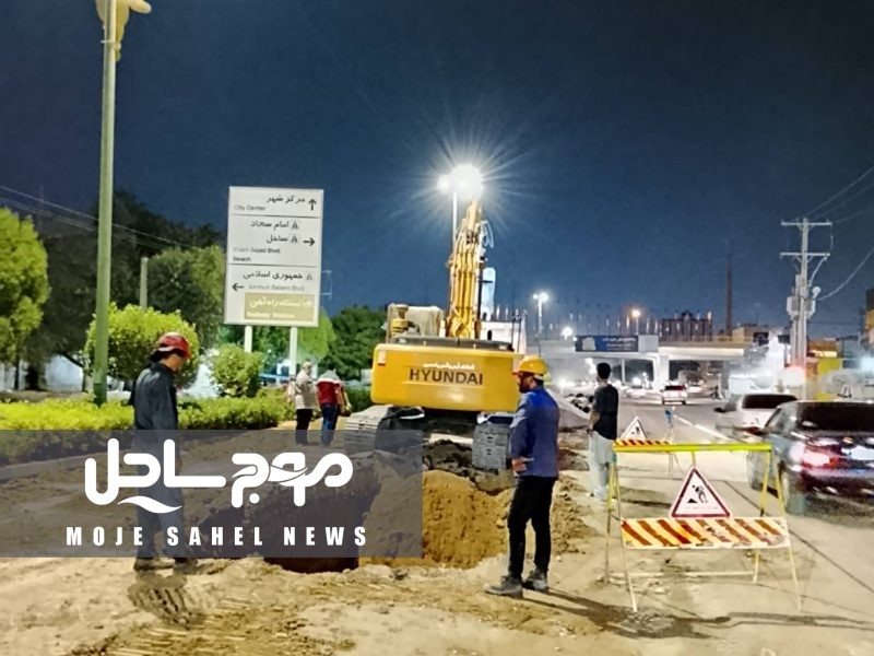 آغاز عملیات ضربتی بازسازی شبکه اصلی فاضلاب در بلوار پاسداران بندرعباس