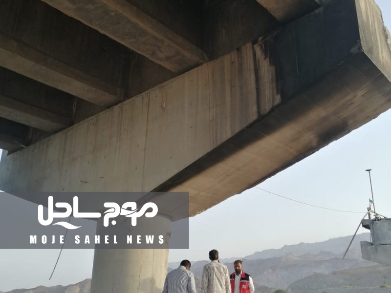 بازدید معاون هماهنگی امور عمرانی استانداری هرمزگان از پل‌های آسیب‌دیده محور بندرعباس–بندرخمیر