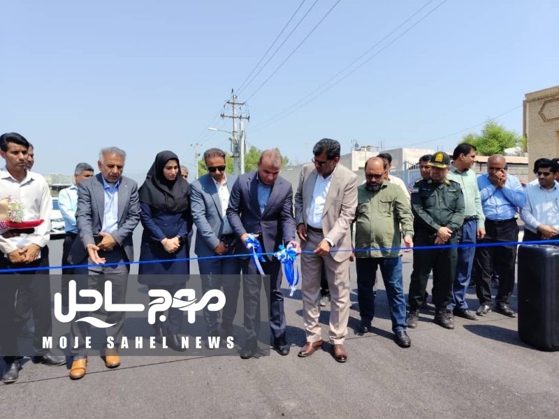 کلنگ زنی مدرسه ۱۲ کلاسه مرکز سلامت و افتتاح آسفالت محلات رودان