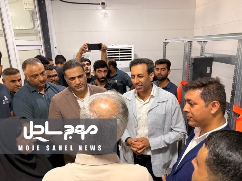 آب شیرین کن ۹۵۰۰ مترمکعبی بندرلنگه و کنگ به بهره برداری رسید